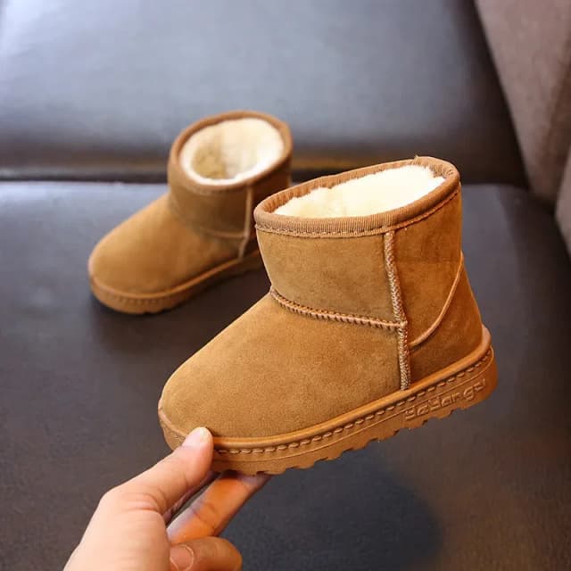 Moda dziecięca Buty codzienne Dziewczęta Chłopcy Bawełniane buty śniegowe Ciepłe buty dziecięce Chłopiec Zimowe buty bawełniane Trampki ботинки мартин