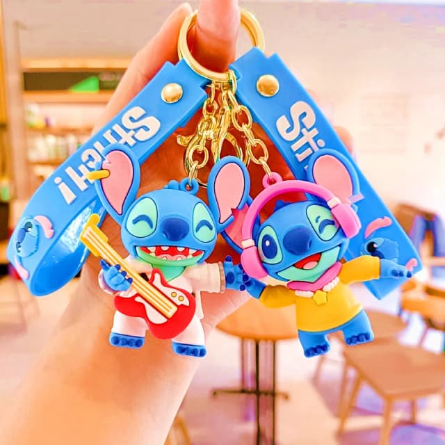 Hurtownia Nowy brelok do kluczy Anime Disney Mickey Mouse Minnie Lilo & Stitch Cartoon Brelok do kluczy Brelok do kluczy Samochodowy wisiorek Zabawki dla dzieci Prezenty