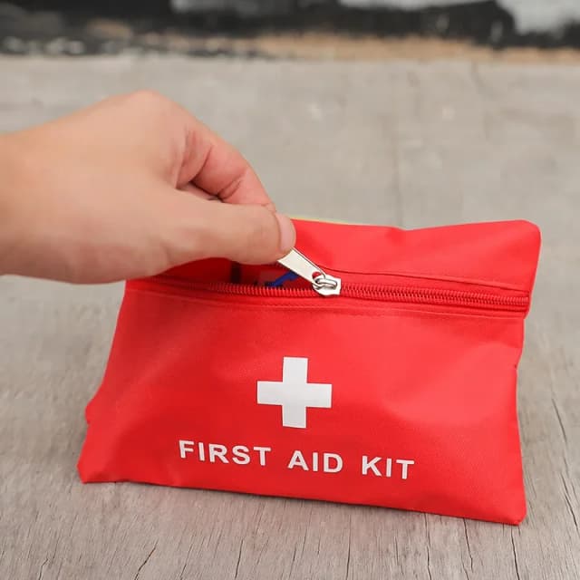 Torba pierwszej pomocy Outdoor Sports Camping Pill Bag Home mini torba medyczna Survival Apteczka pierwszej pomocy Torby 20x14cm